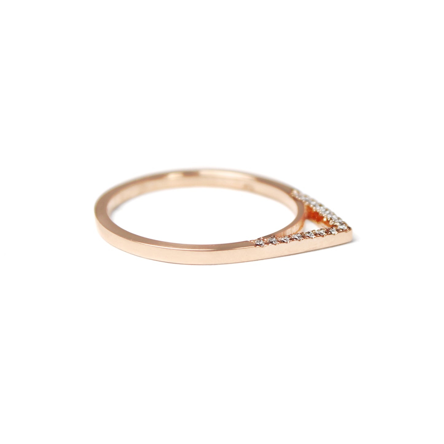 Apex Band With White Diamonds, Side