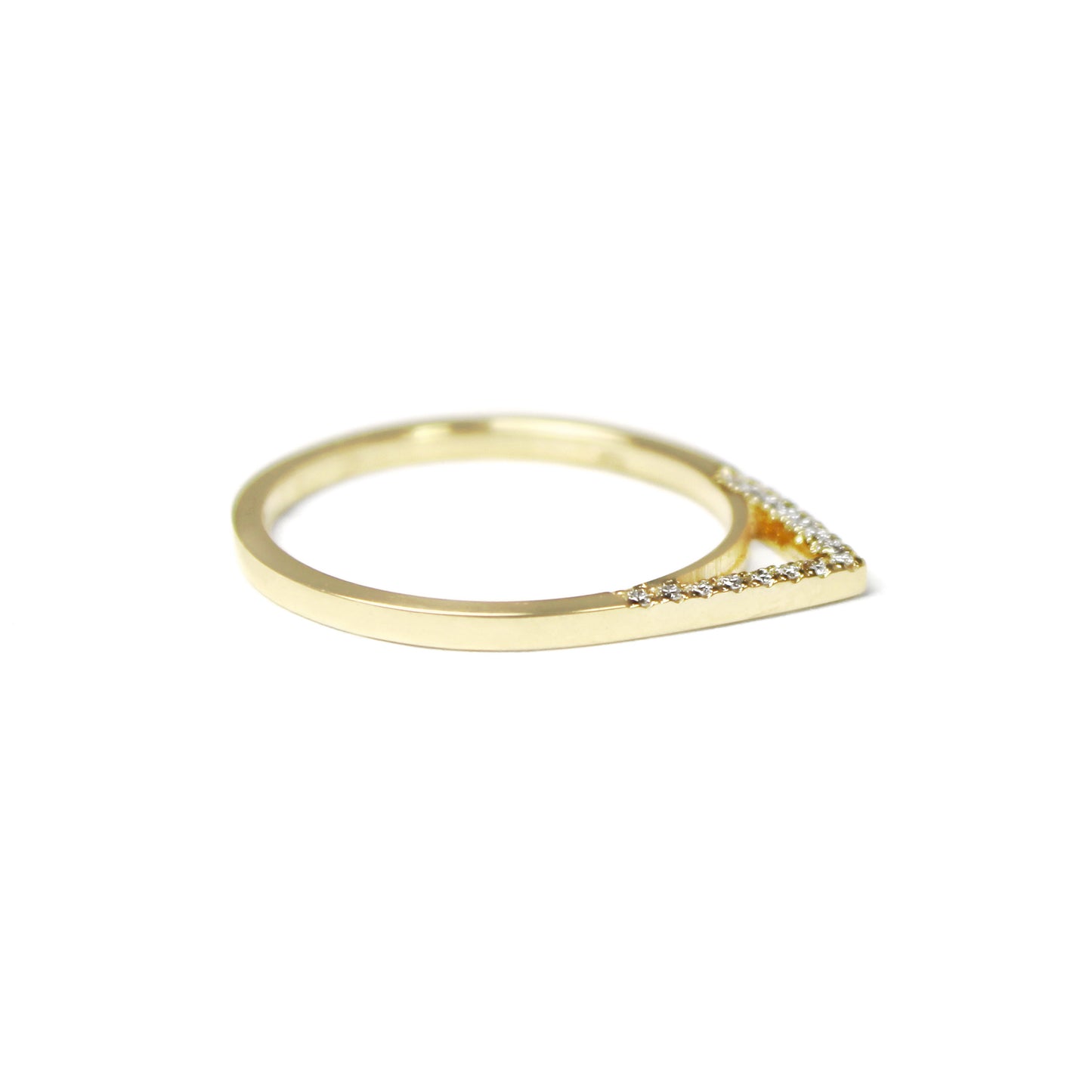 Apex Band With White Diamonds, Side