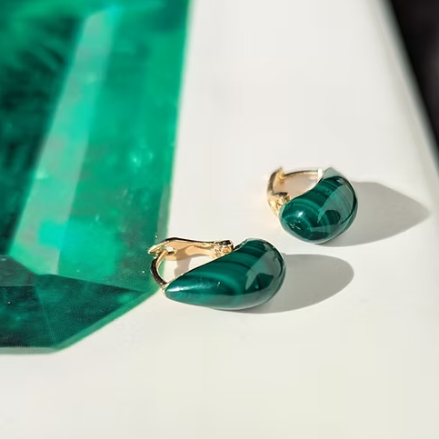 Mini Tumbler Malachite Huggie Earrings