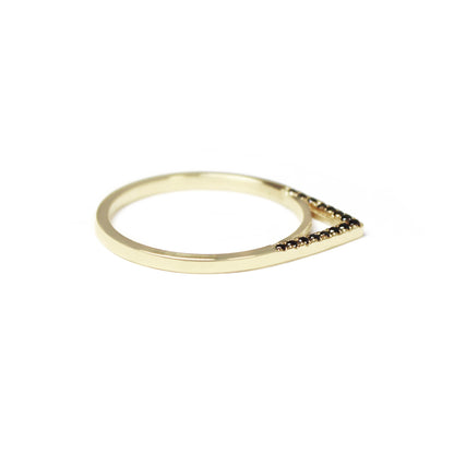 Apex Band With Black Diamonds, Side