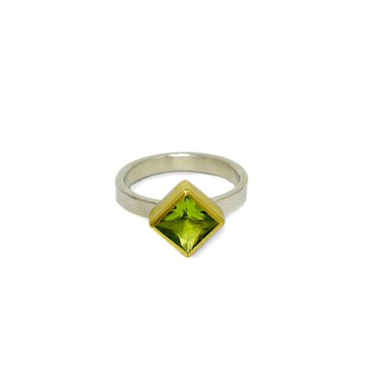 Peridot Square Ring