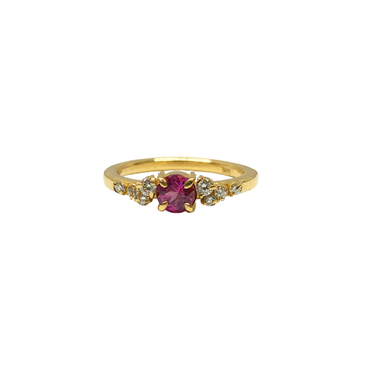 Malawi Garnet Victoria Ring