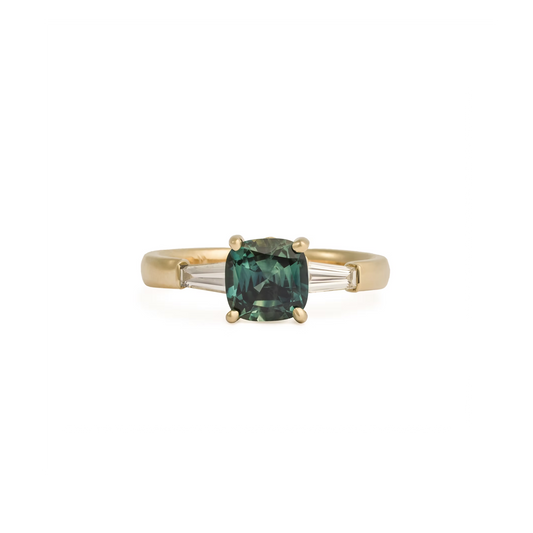 Sorrel 3-Stone Ring